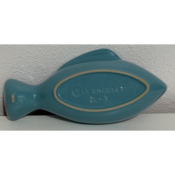 Le Creuset Caribbean Blue Small Fish Dish - Discontinued Color - Stoneware - VTG - Picture 8 of 13